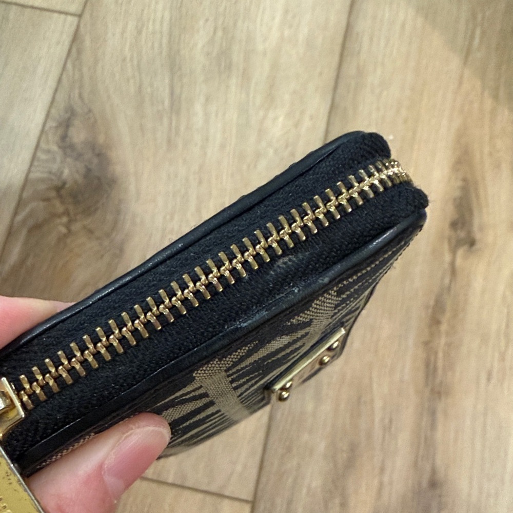 Michael Kors Black and Brown Logo Wallet - Picture 5 of 5